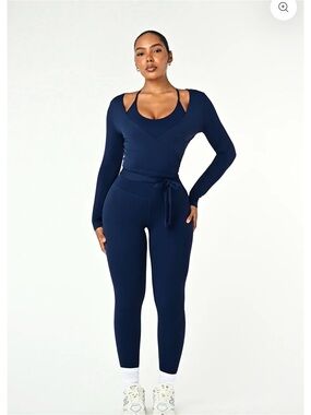 Matte set leggings bra and wrap top bundle